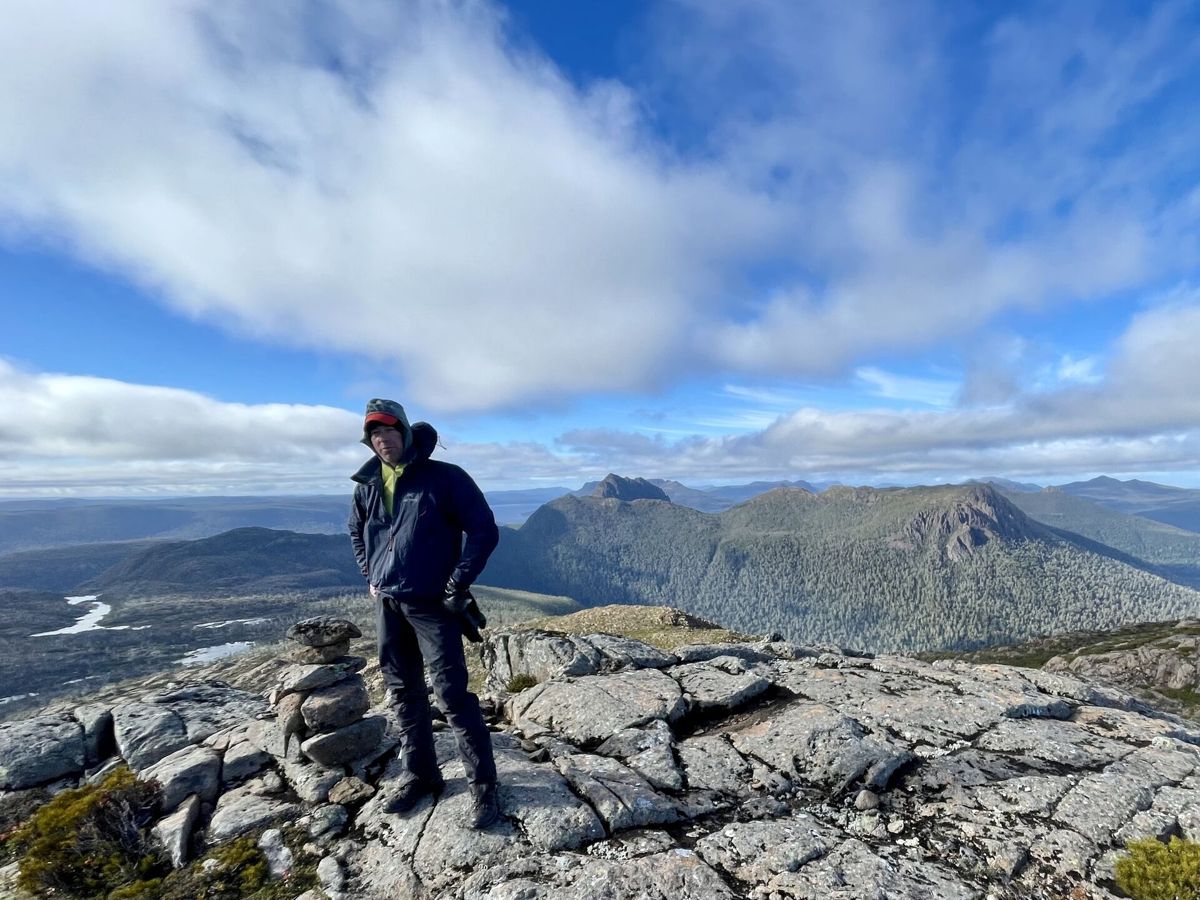 Mowser on the summit of Walled Mountain